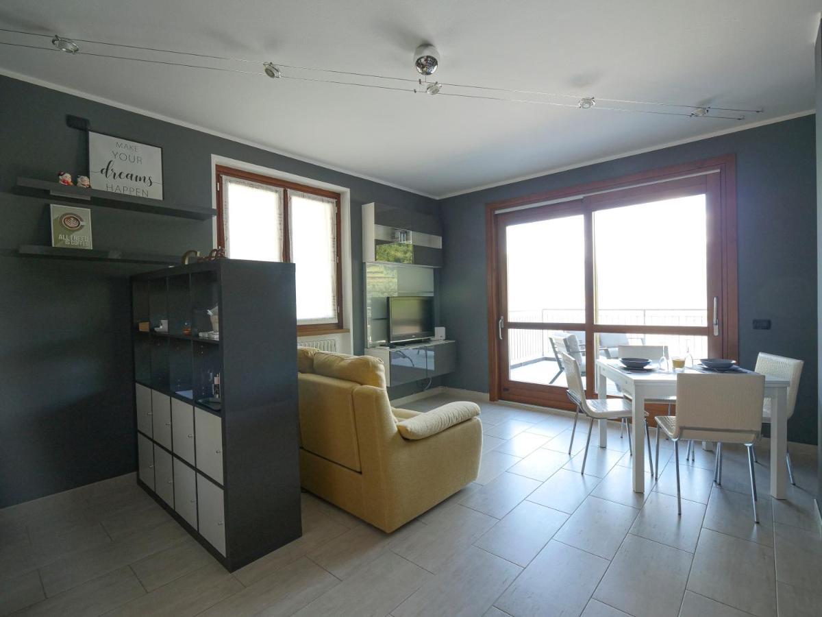 Full Of Colour Apartment Bellano Exterior photo