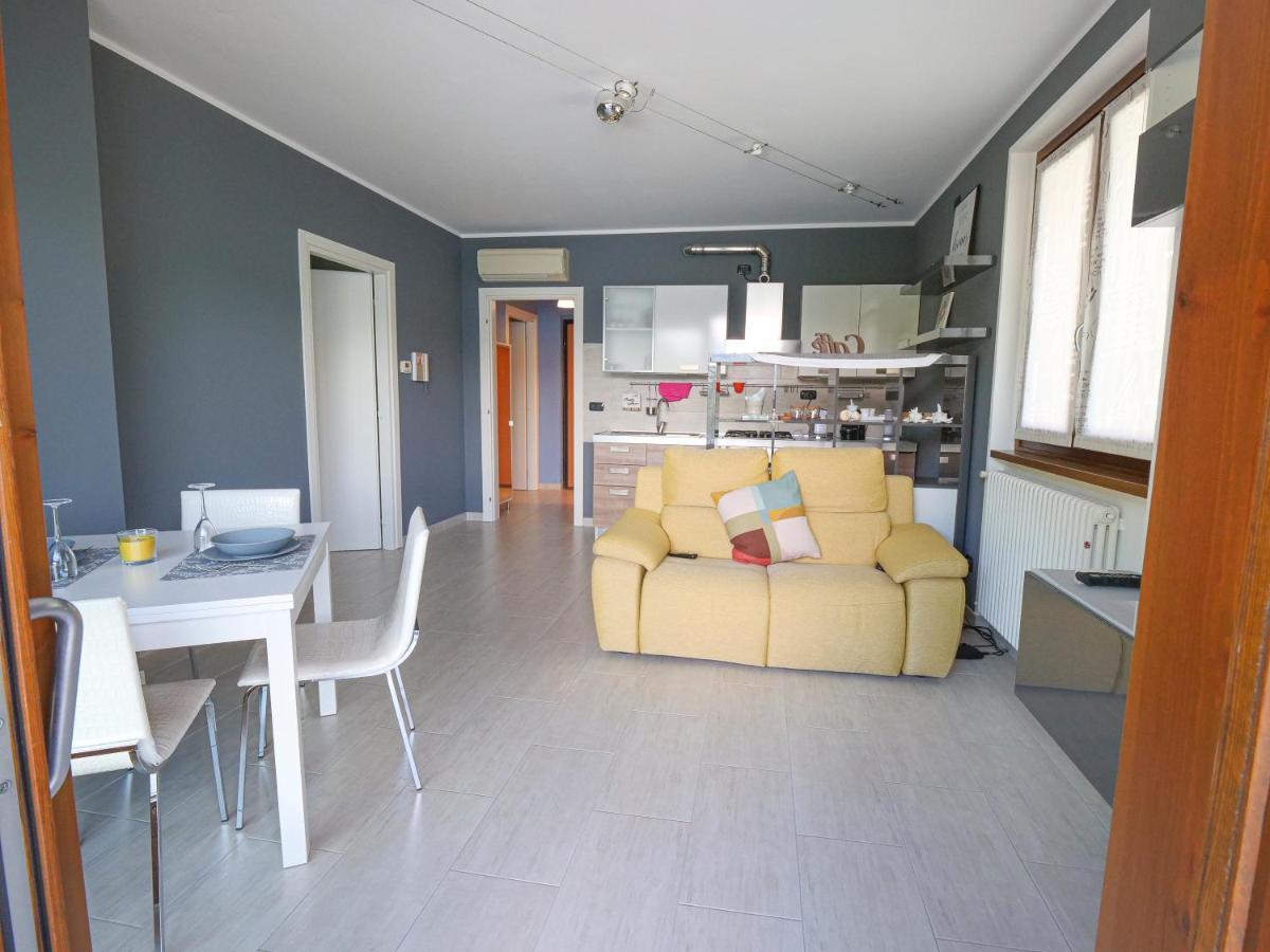 Full Of Colour Apartment Bellano Exterior photo