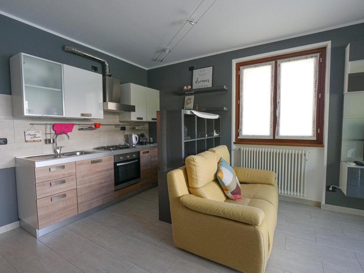 Full Of Colour Apartment Bellano Exterior photo
